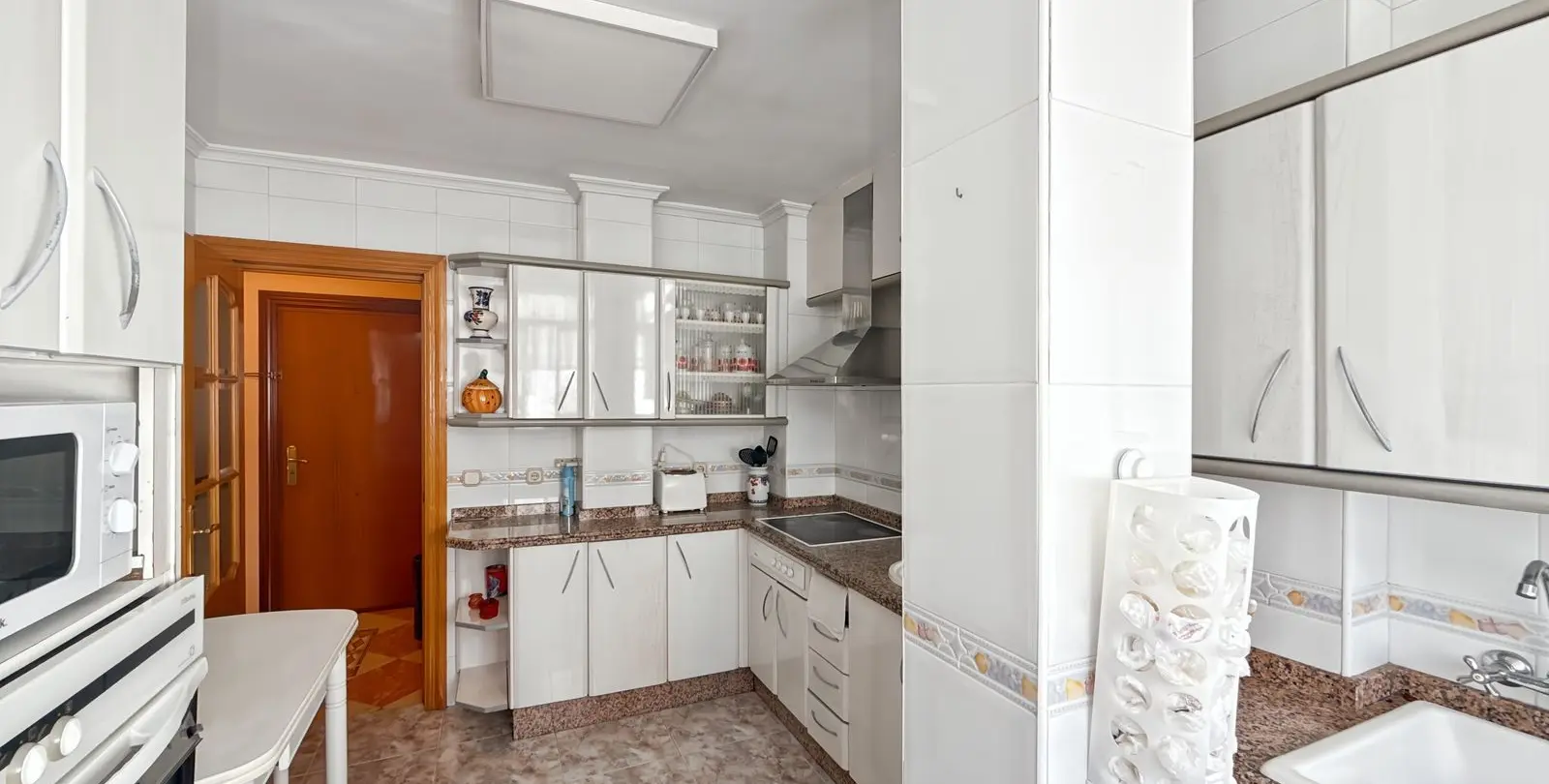 Sale of penthouse in Perchel Sur 48