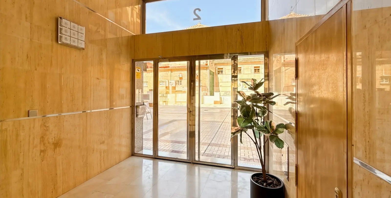Sale of penthouse in Perchel Sur 53
