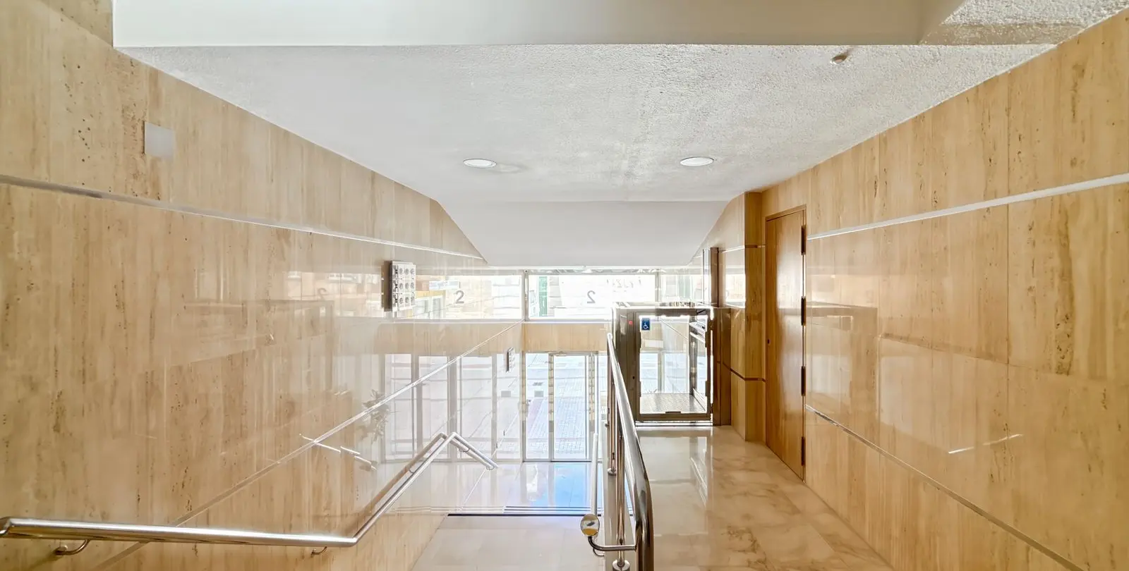 Sale of penthouse in Perchel Sur 55