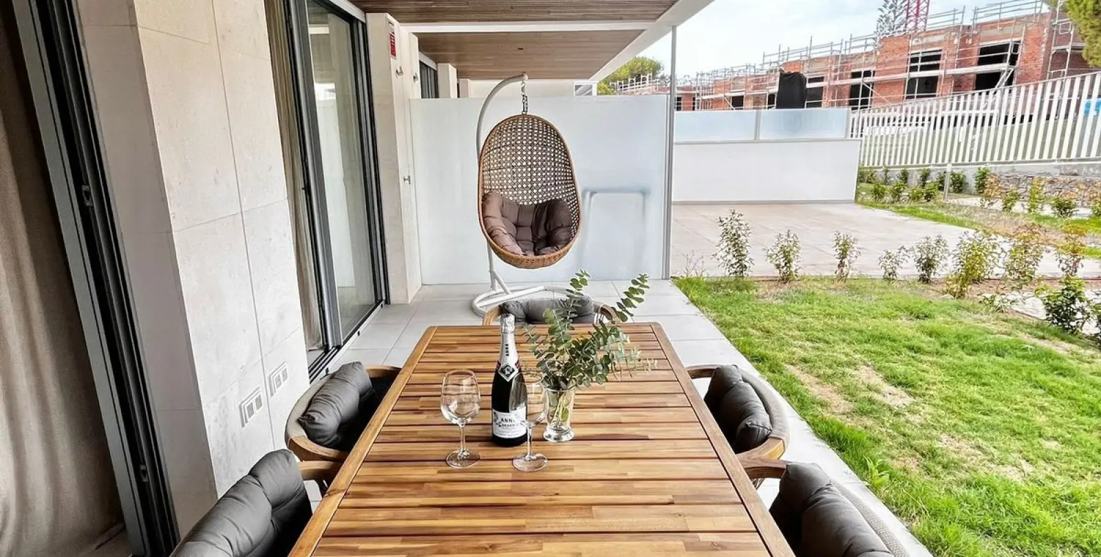Venta de apartamento en planta baja en Elviria 4