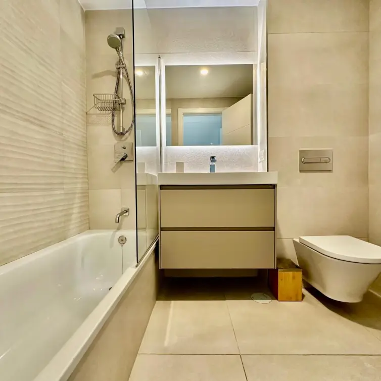 Venta de apartamento en planta baja en Elviria