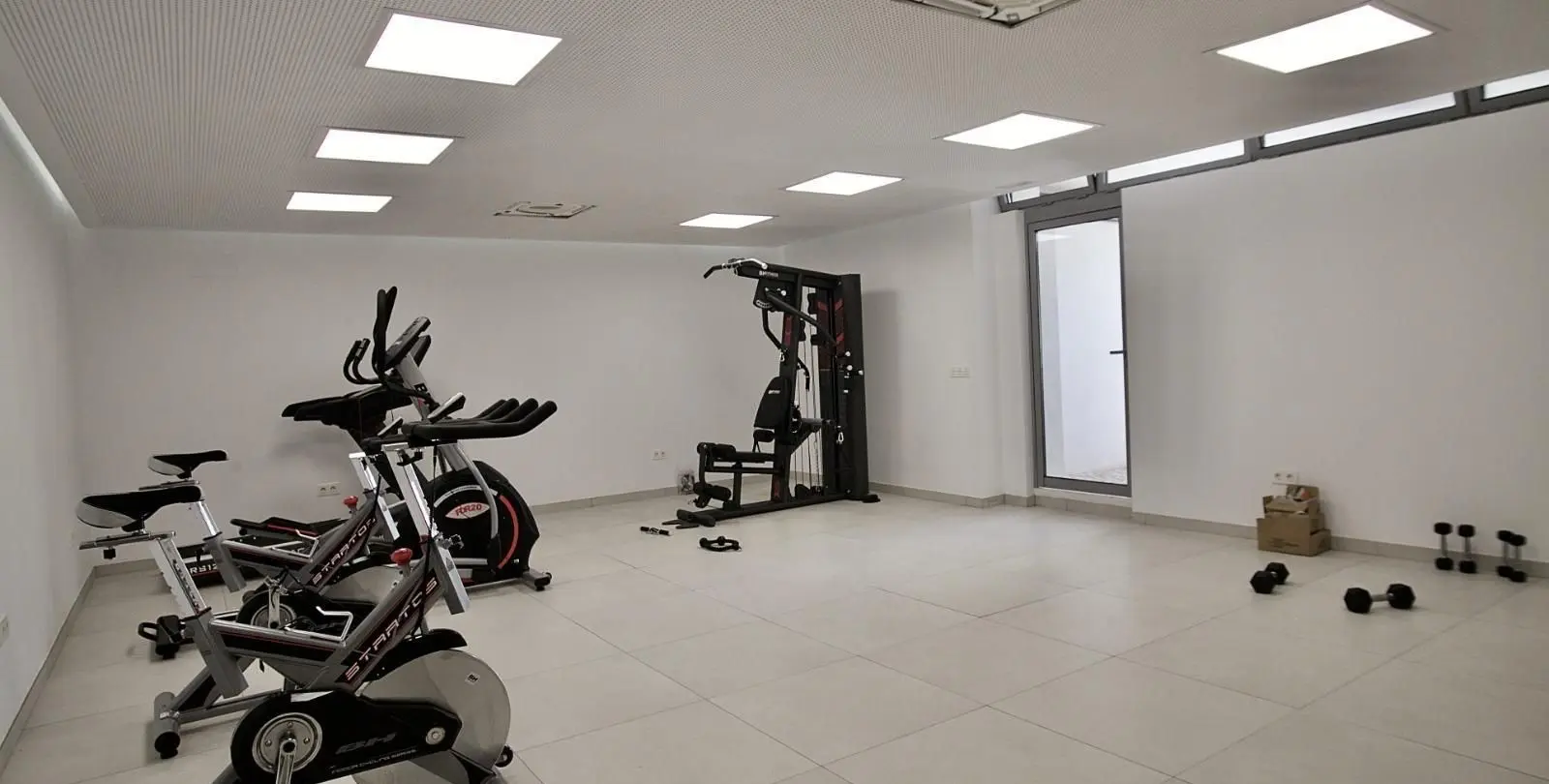 Venta de apartamento en planta baja en Elviria 12