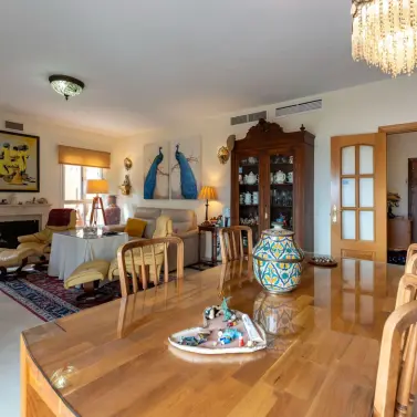 Продажа  отдельно стоящей виллы в Cerros del Aguila