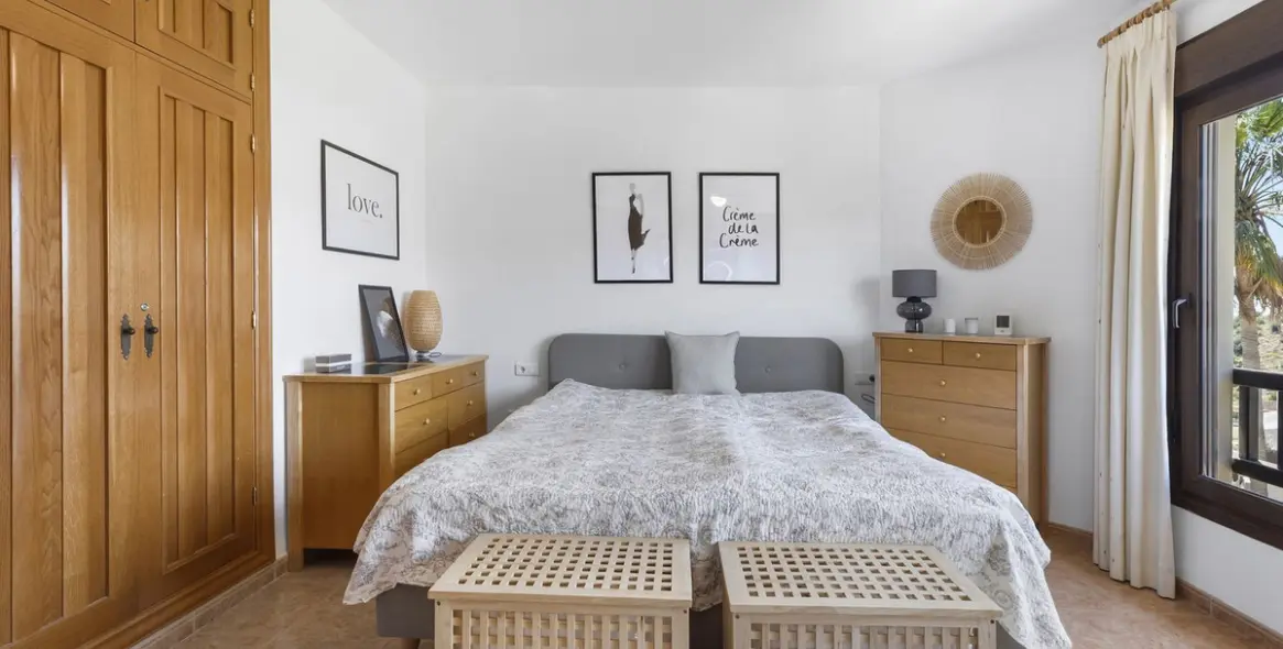 Sale of townhouse in Riviera del Sol 17