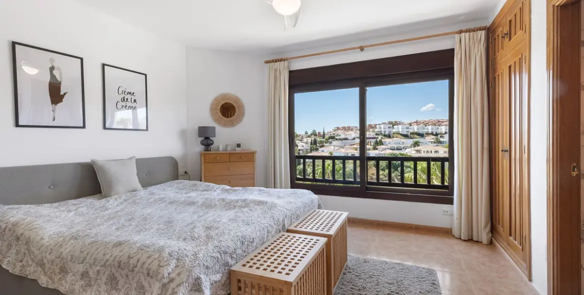 Sale of townhouse in Riviera del Sol 18