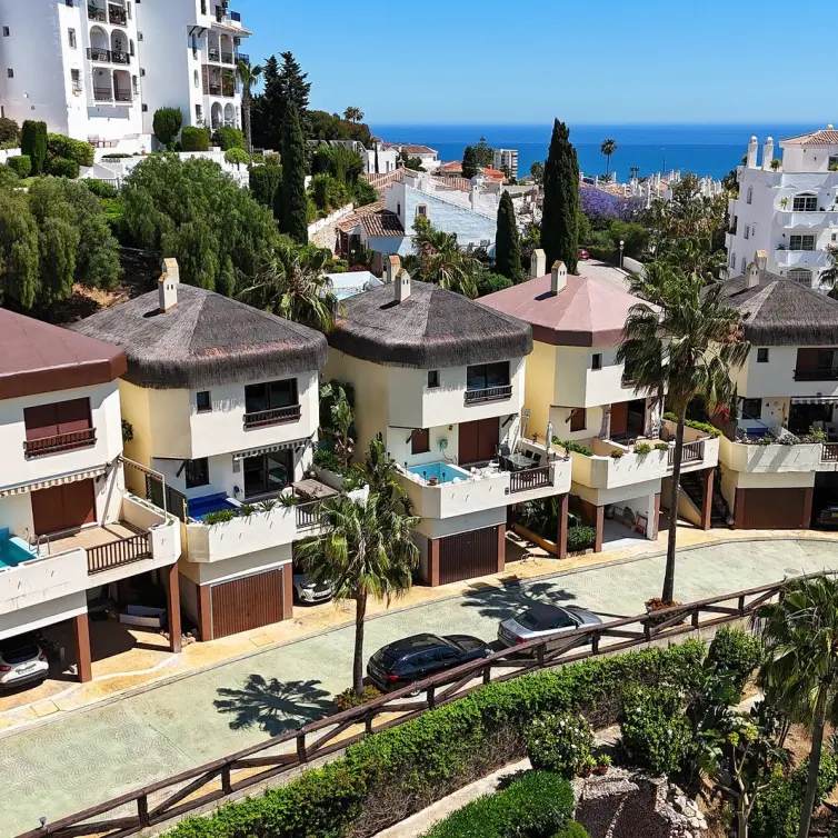Sale of detached villa in Riviera del Sol