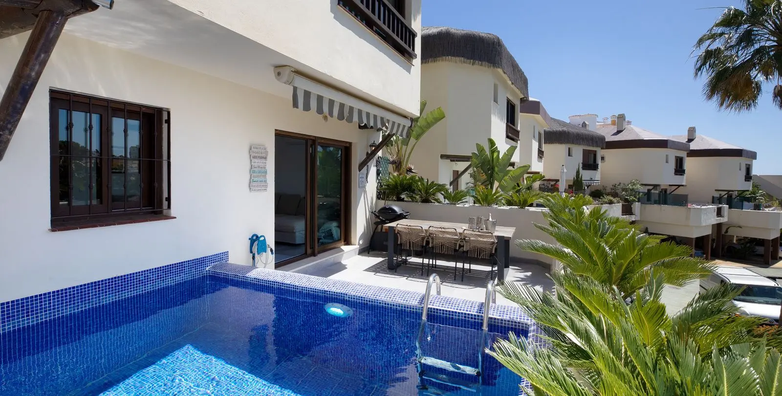 Sale of detached villa in Riviera del Sol 4