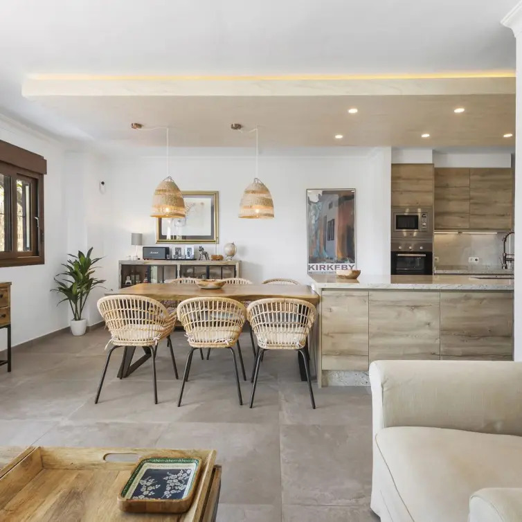 Sale of detached villa in Riviera del Sol