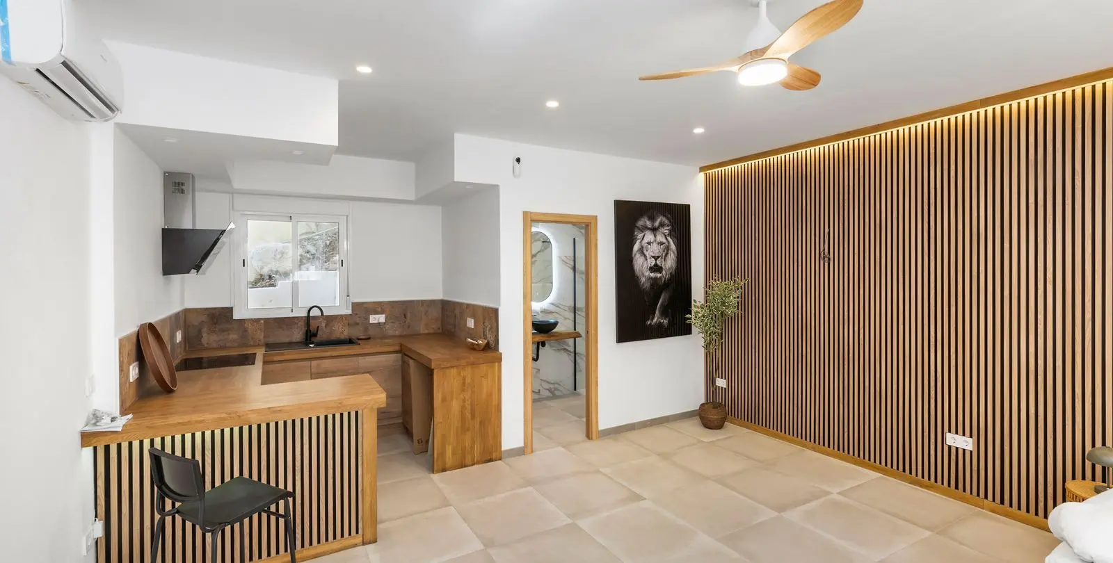 Sale of detached villa in Riviera del Sol 19