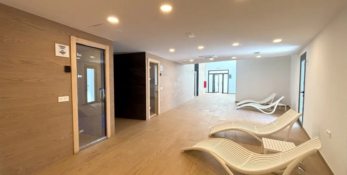 Venta de apartamento en planta media en Fuengirola 21