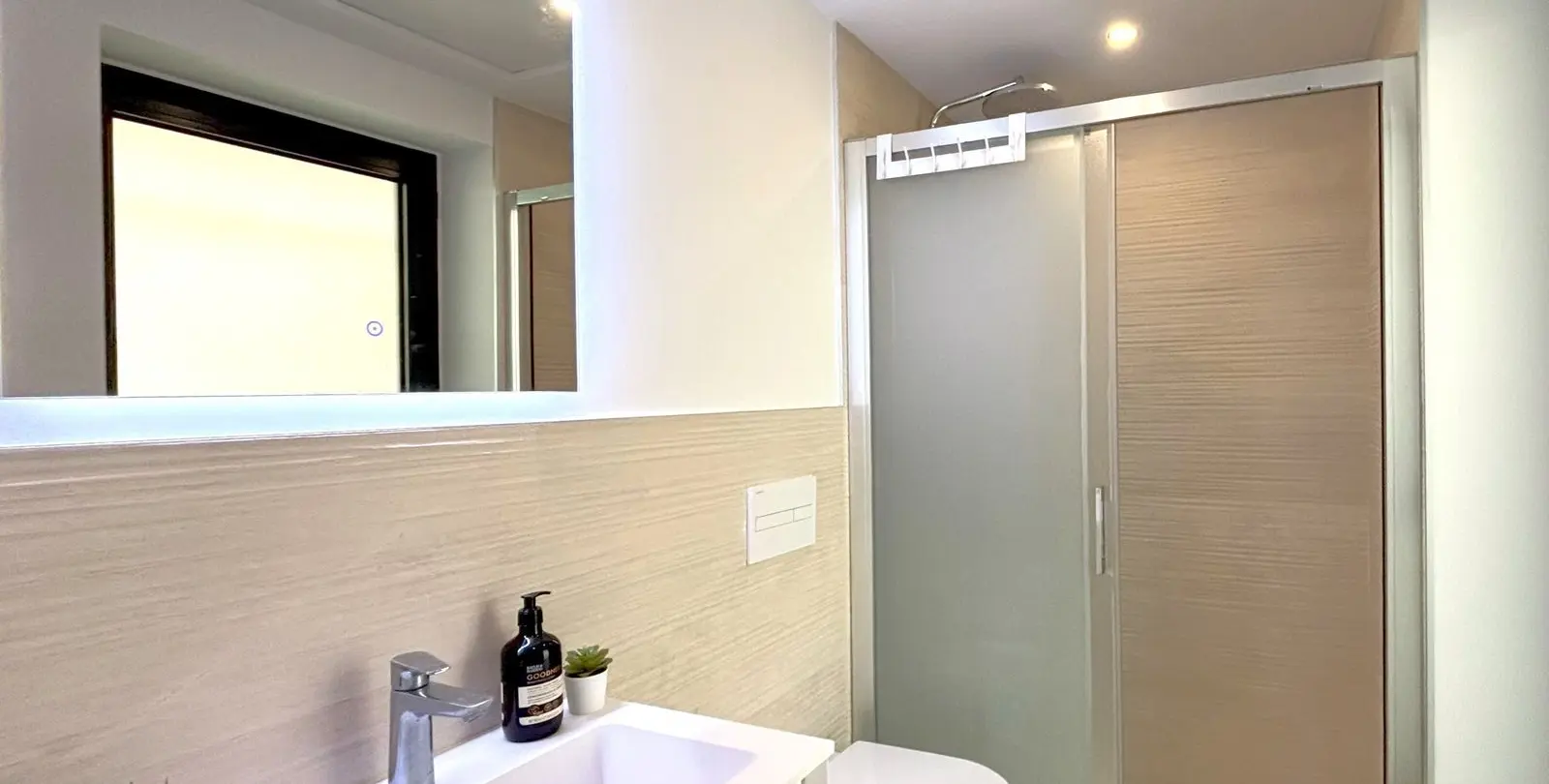 Venta de apartamento en planta media en Fuengirola 11