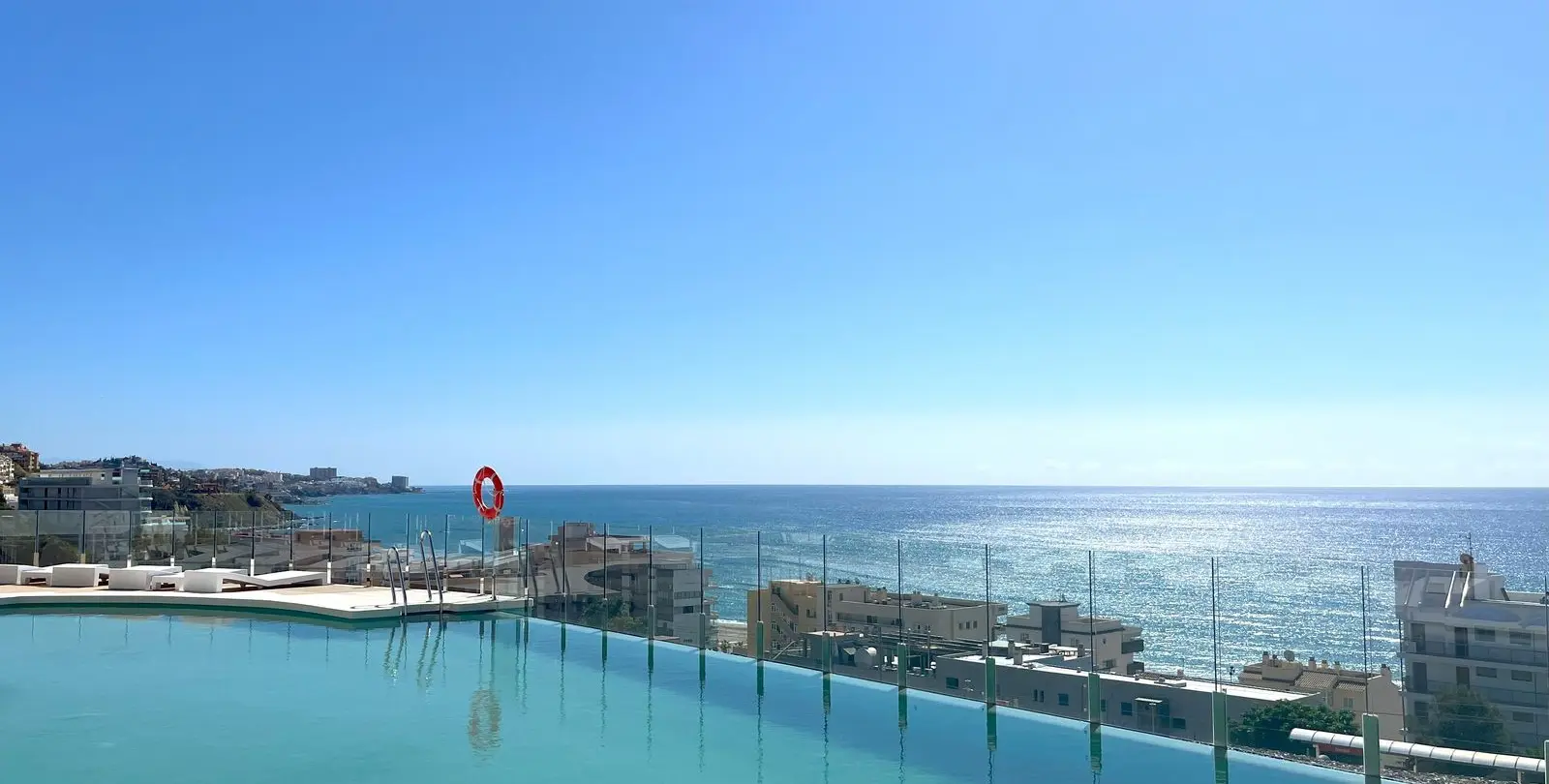 Venta de apartamento en planta media en Fuengirola 16