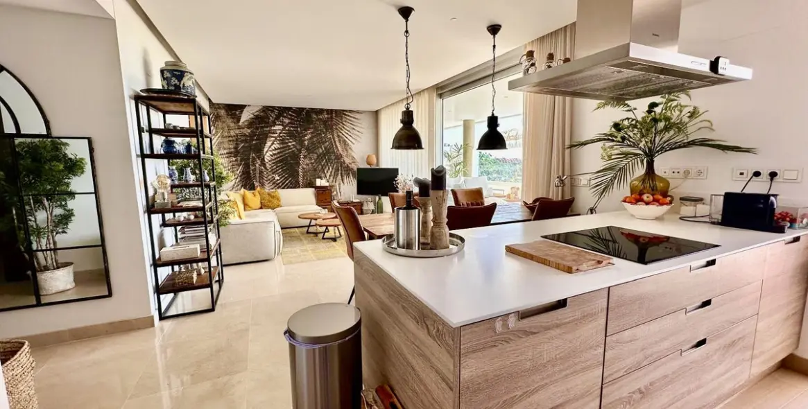 Venta de apartamento en planta baja en Benahavís 4