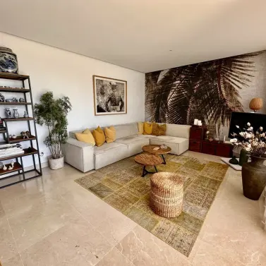 Продажа апартаментов на первом этаже в Benahavís