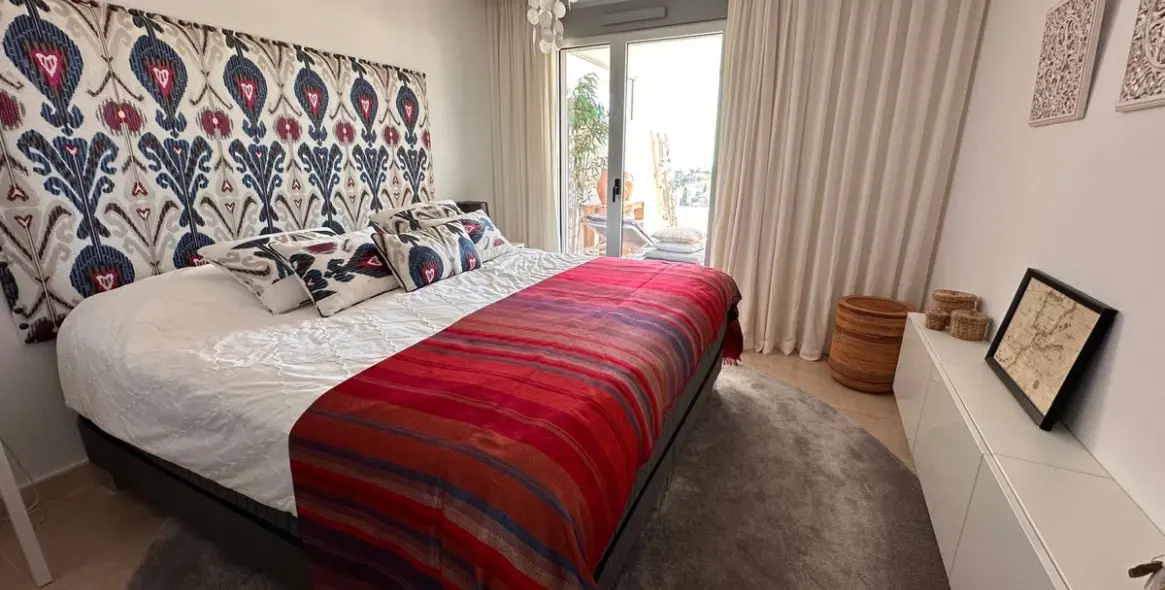 Venta de apartamento en planta baja en Benahavís 11