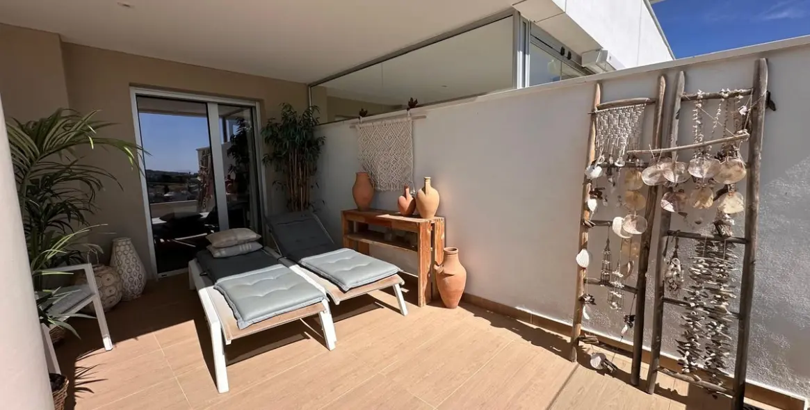 Venta de apartamento en planta baja en Benahavís 18