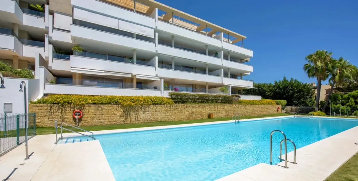 Venta de apartamento en planta baja en Benahavís 23