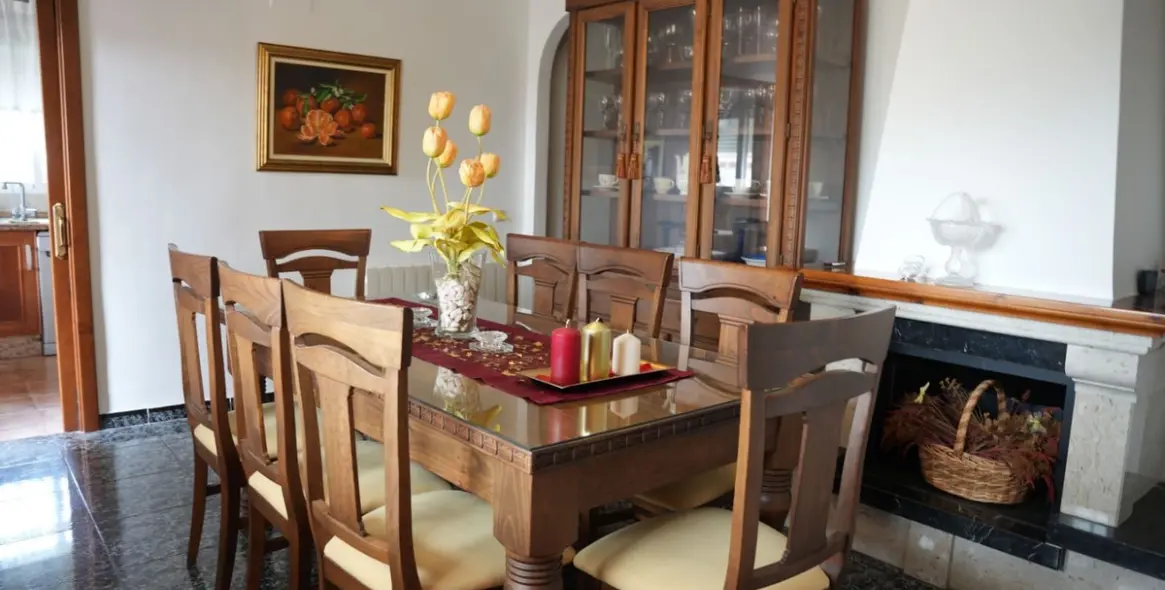 Sale of detached villa in Arroyo de la Miel 3