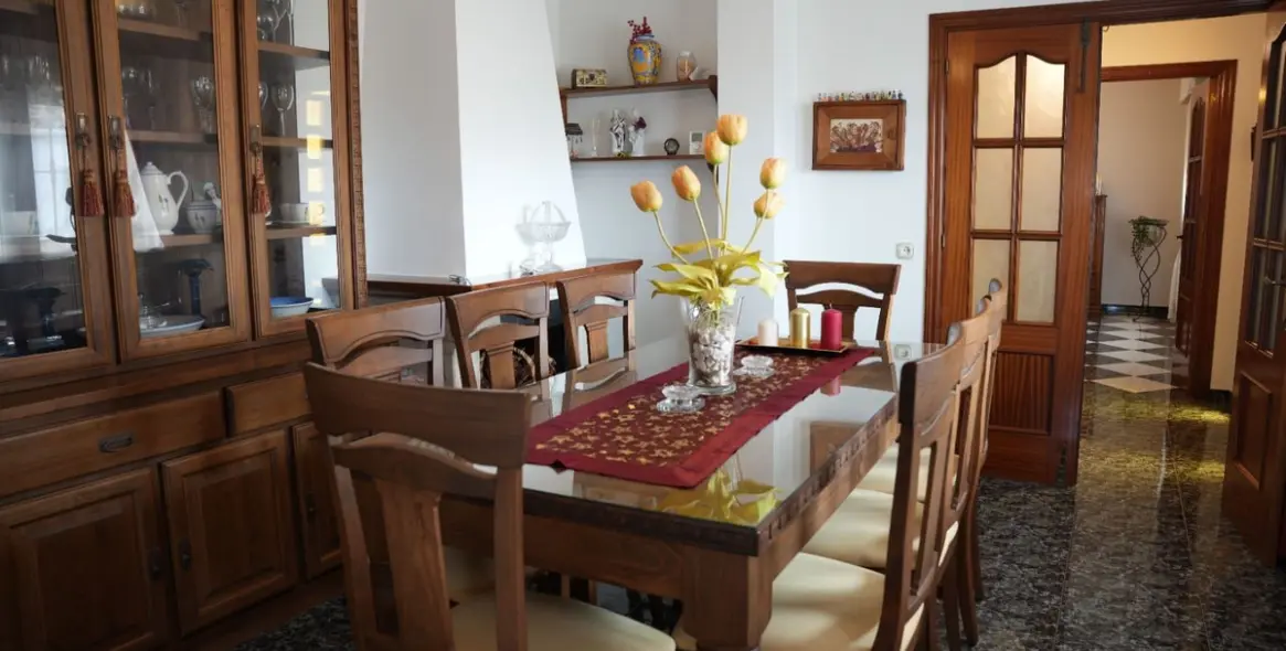 Sale of detached villa in Arroyo de la Miel 4