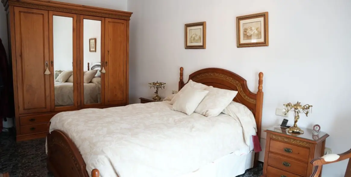 Sale of detached villa in Arroyo de la Miel 12