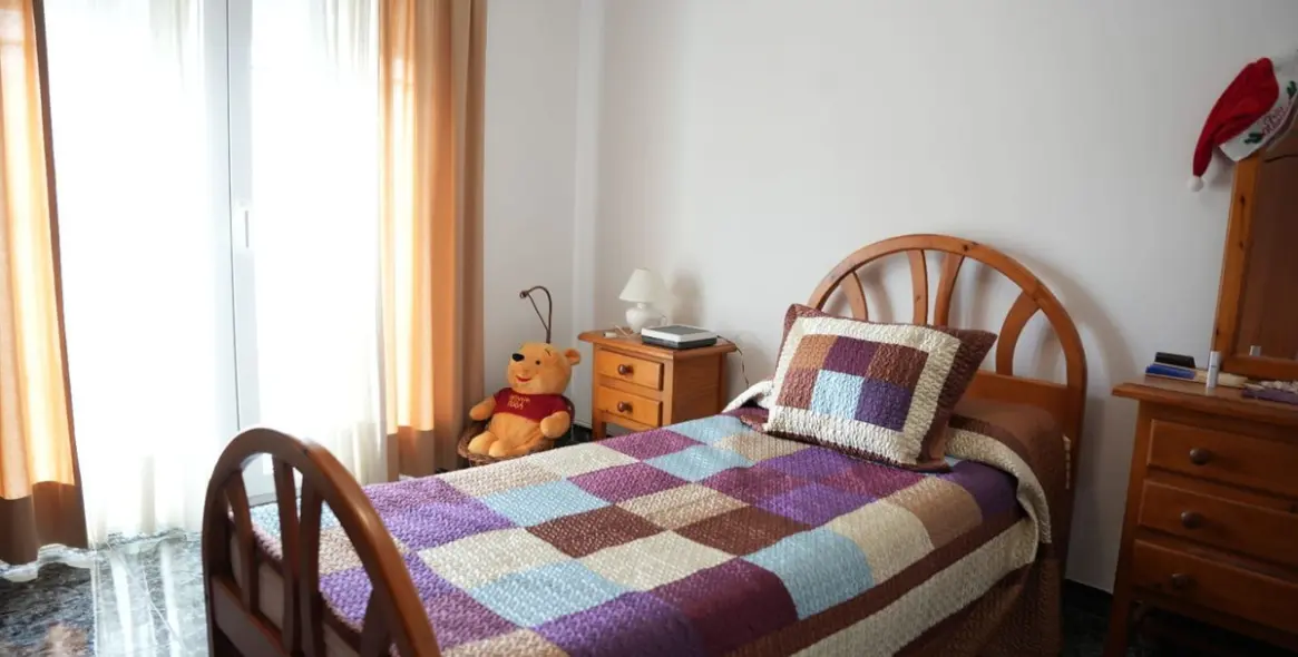 Sale of detached villa in Arroyo de la Miel 16