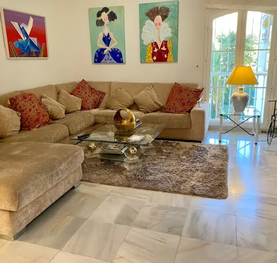 Long-term rent of middle floor apartment in Nagüeles