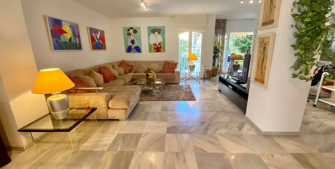 Long-term rent of middle floor apartment in Nagüeles 14