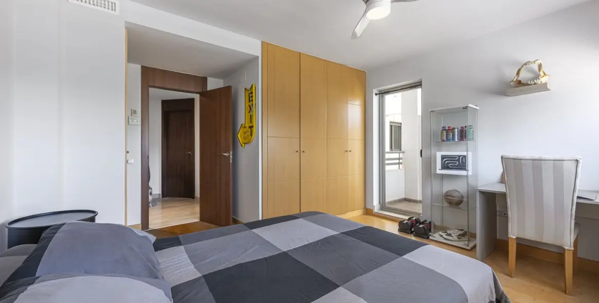 Sale of penthouse duplex in La Cala de Mijas 35