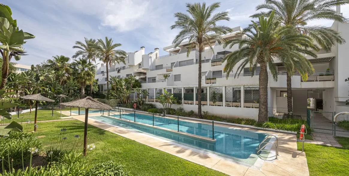 Sale of penthouse duplex in La Cala de Mijas 49