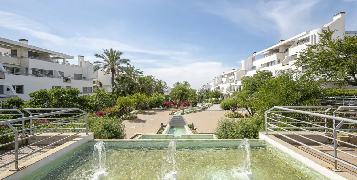 Sale of penthouse duplex in La Cala de Mijas 53