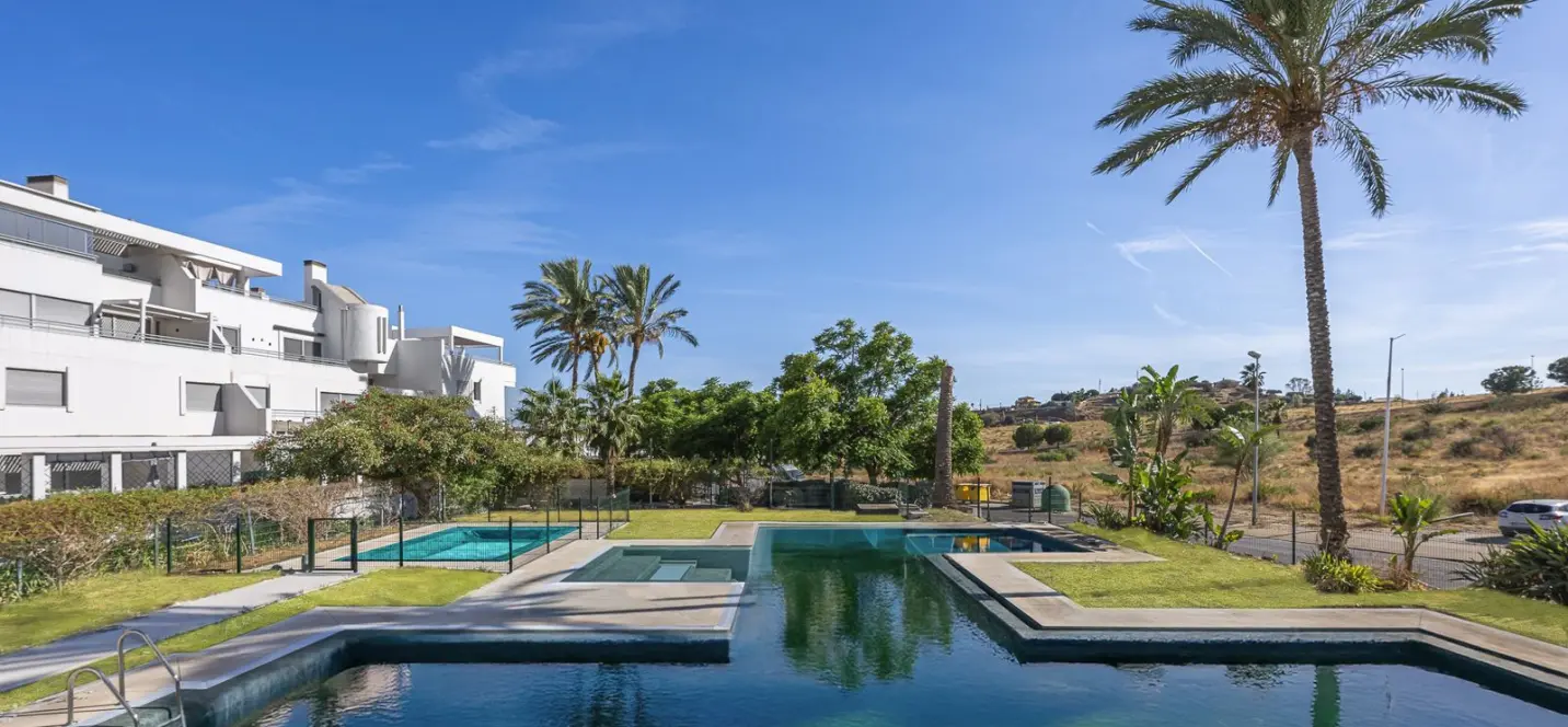 Sale of penthouse duplex in La Cala de Mijas 2