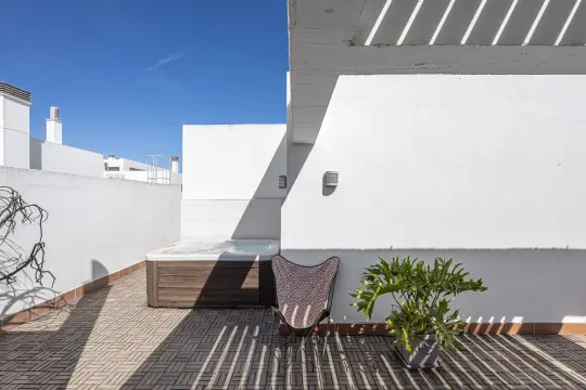 Image 19 thumb