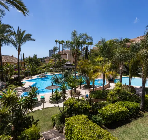 Продажа апартаментов на среднем этаже в Río Real