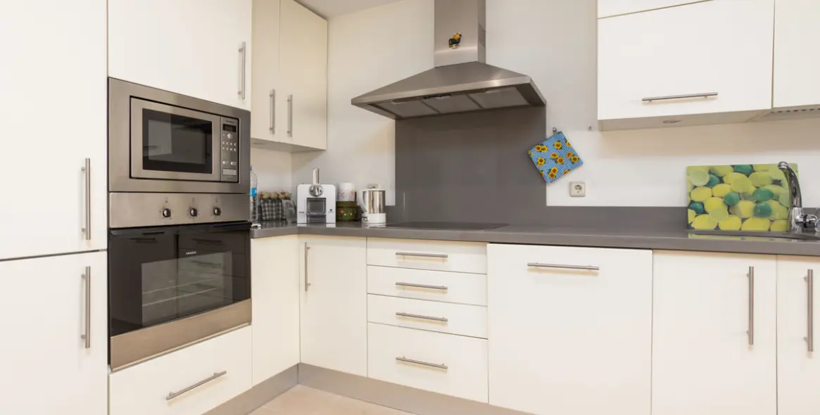 Продажа апартаментов на среднем этаже в Río Real 10