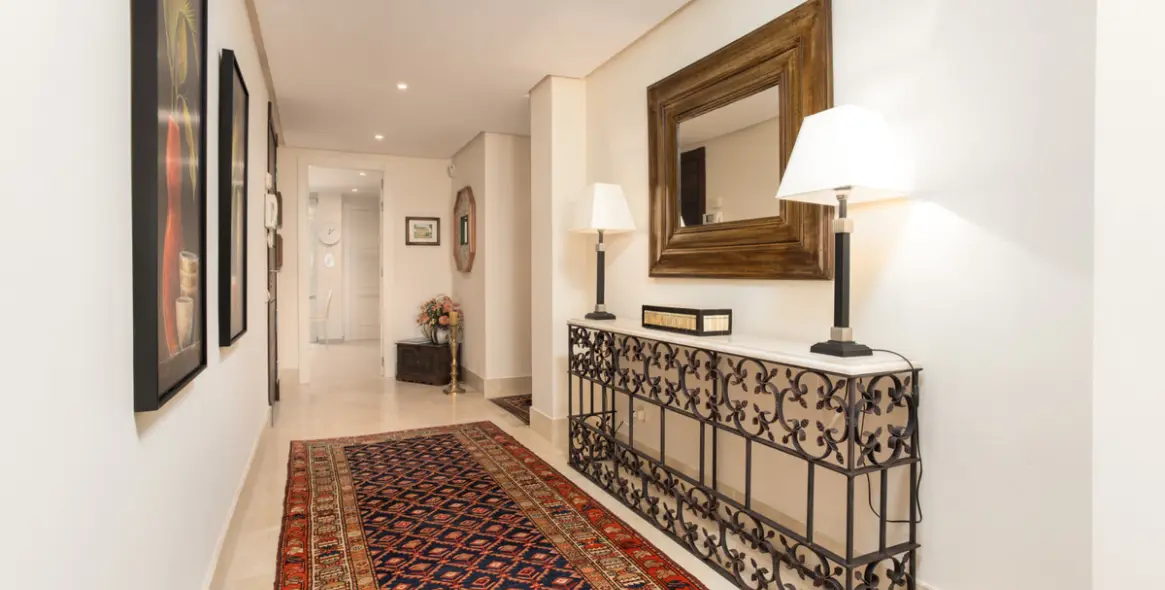 Продажа апартаментов на среднем этаже в Río Real 13