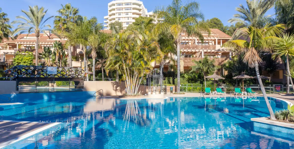 Продажа апартаментов на среднем этаже в Río Real 18