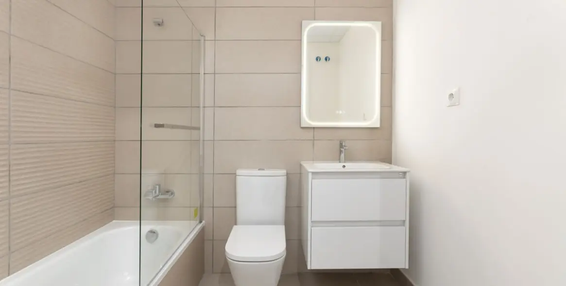 Sale of penthouse in Estepona 14