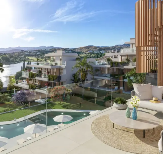 Продажа апартаментов на первом этаже в Estepona