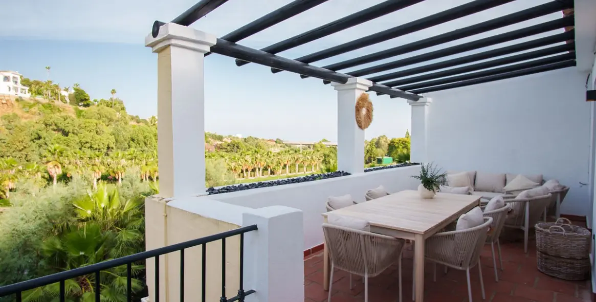 Продажа апартаментов на среднем этаже в La Quinta 19