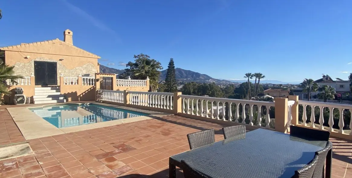 Sale of detached villa in Mijas Costa 8
