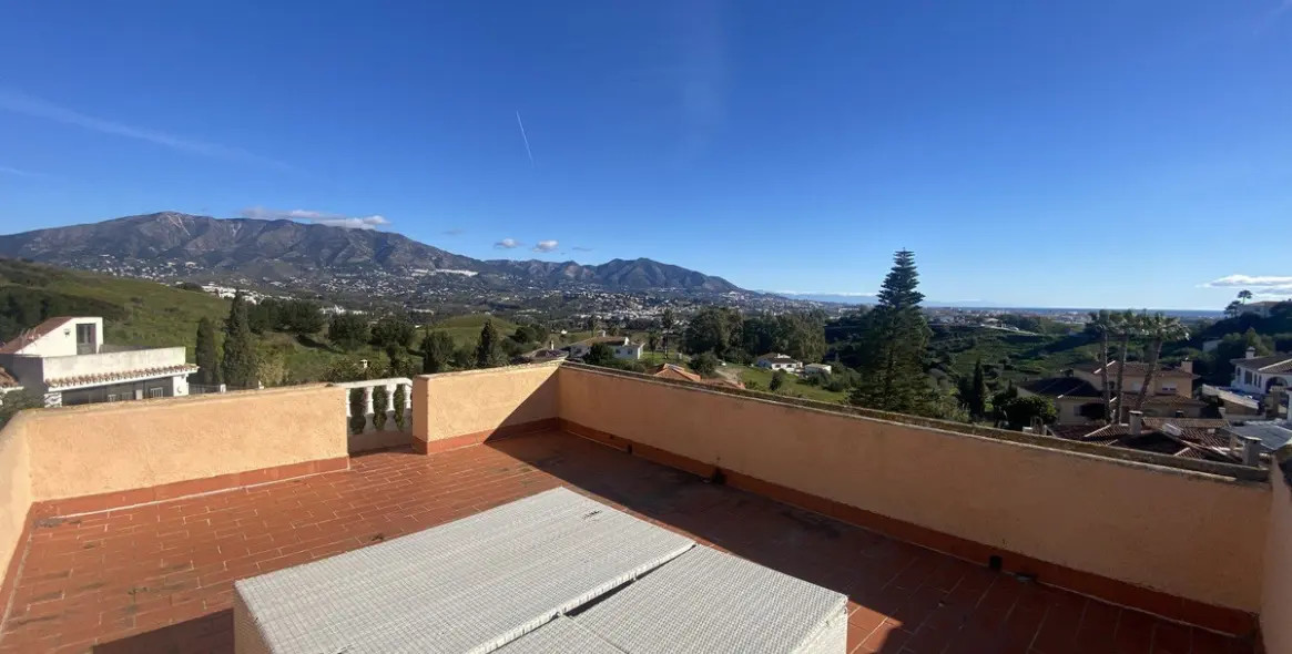 Sale of detached villa in Mijas Costa 13