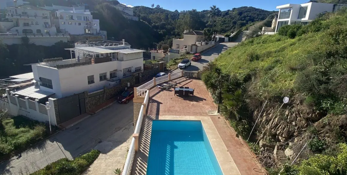 Sale of detached villa in Mijas Costa 18