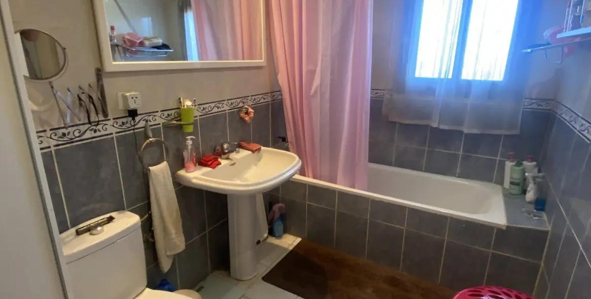 Sale of detached villa in Mijas Costa 44