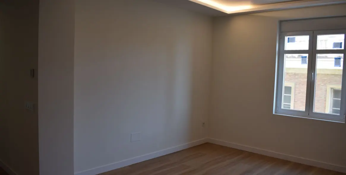 Venta de apartamento en planta media en Málaga Centro 1