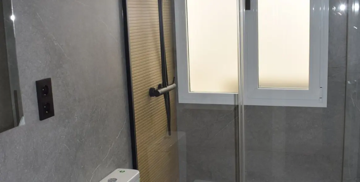 Venta de apartamento en planta media en Málaga Centro 4