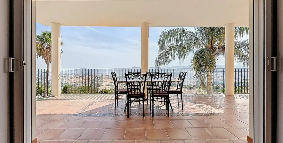 Venta de villa independiente en Periana 14