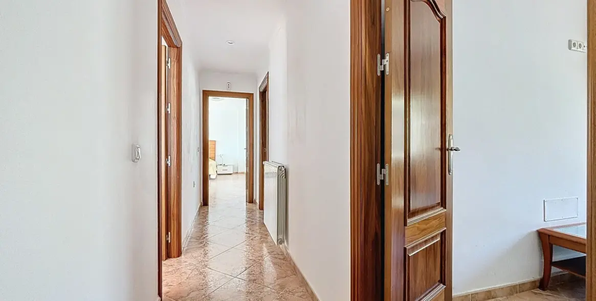 Продажа  отдельно стоящей виллы в Periana 23