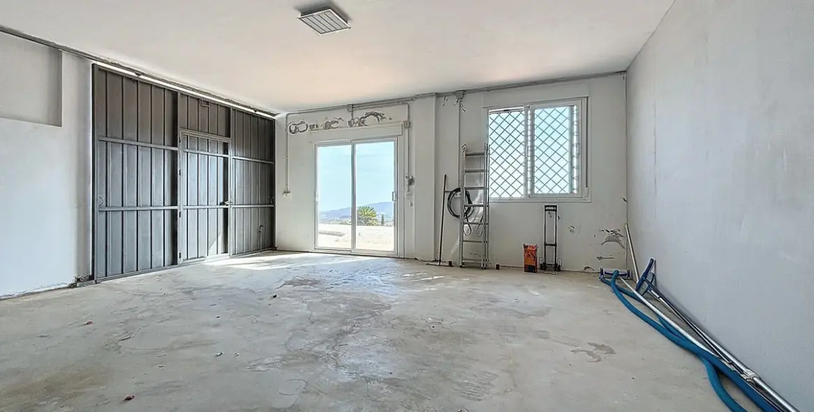 Продажа  отдельно стоящей виллы в Periana 49