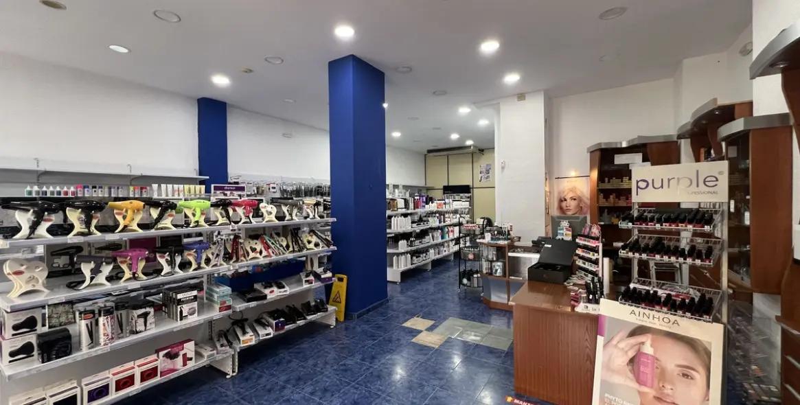 Продажа магазина в Málaga 2