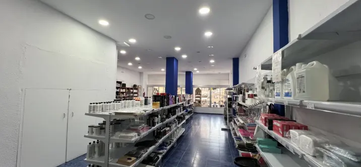 Продажа магазина в Málaga 3